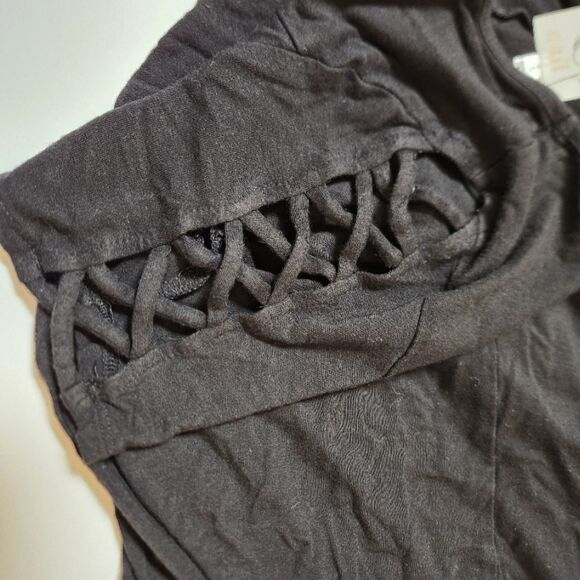 Nail Black Cut-Out Short Sleeve Top – Women’s Small | Rayon Blend - Picture 9 of 9